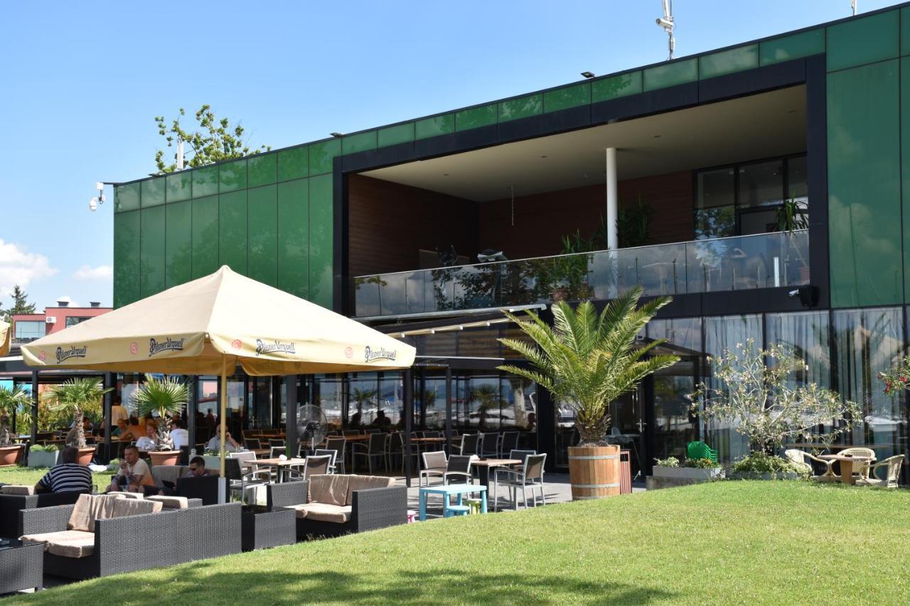 Bl Bavaria Yachtclub & Apartments 발라톤엘 외부 사진