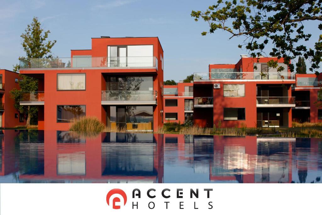 Bl Bavaria Yachtclub & Apartments 발라톤엘 외부 사진