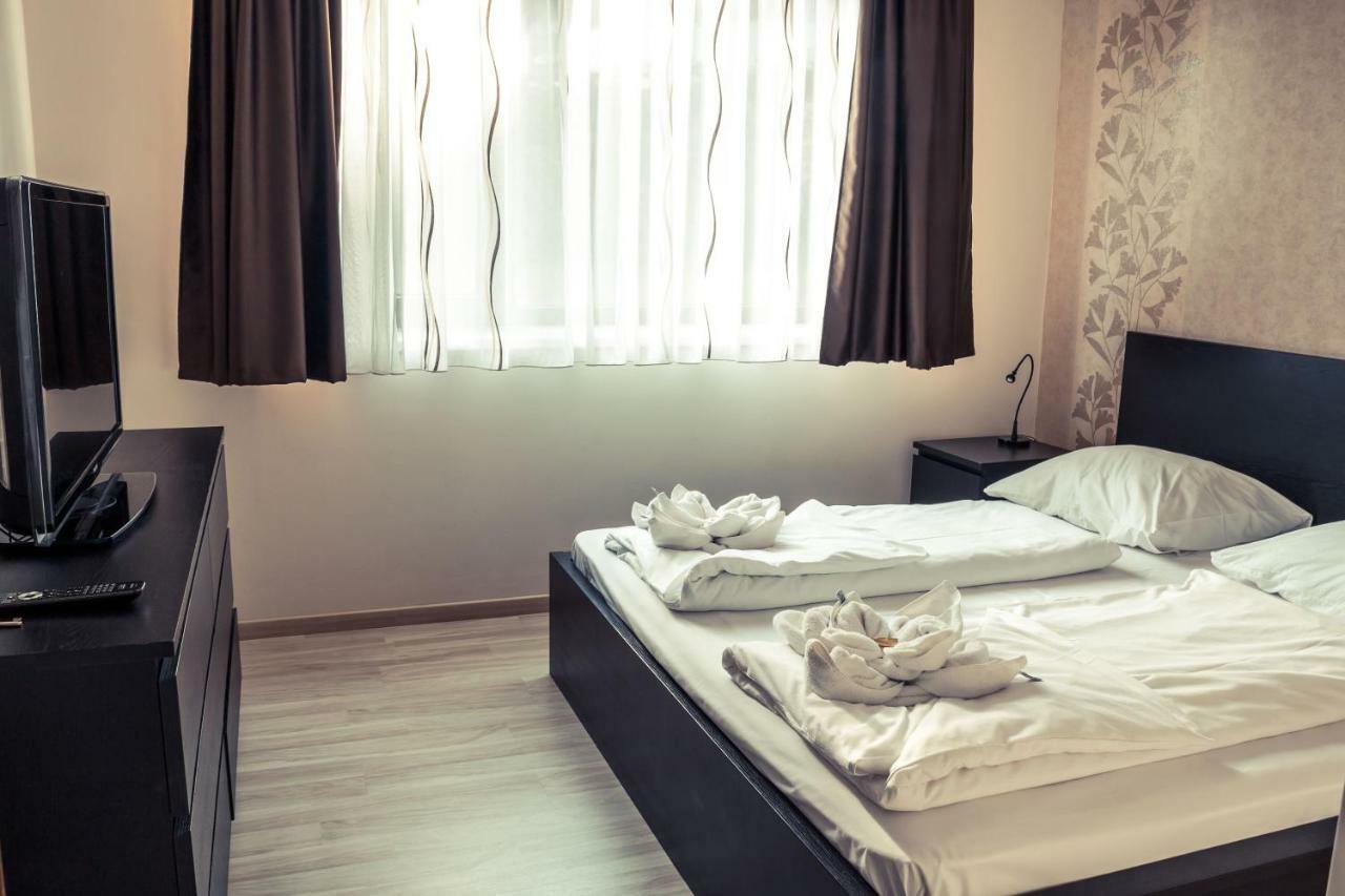 Bl Bavaria Yachtclub & Apartments 발라톤엘 외부 사진